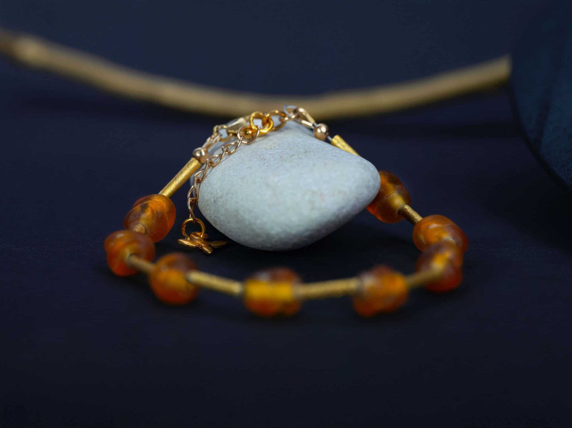 SAROCCA Glas Schmuck natürlich nachhaltig Armband orange gold