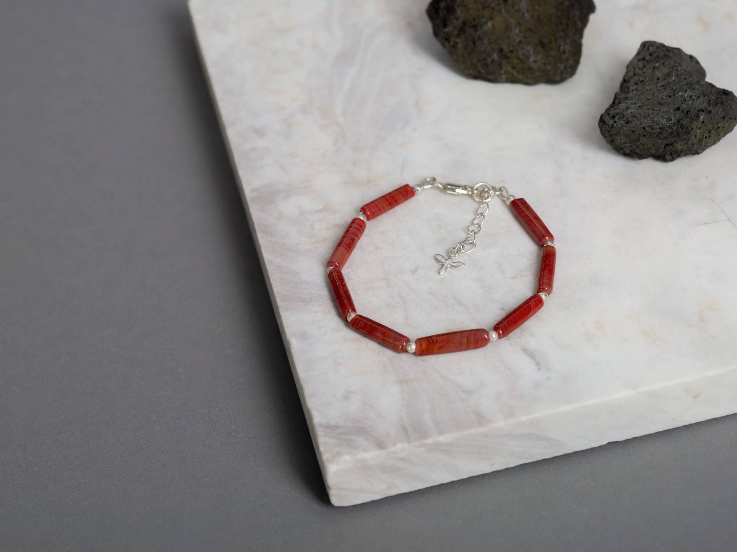 SAROCCA Glas Schmuck individuell nachhaltig Armband rot Silber